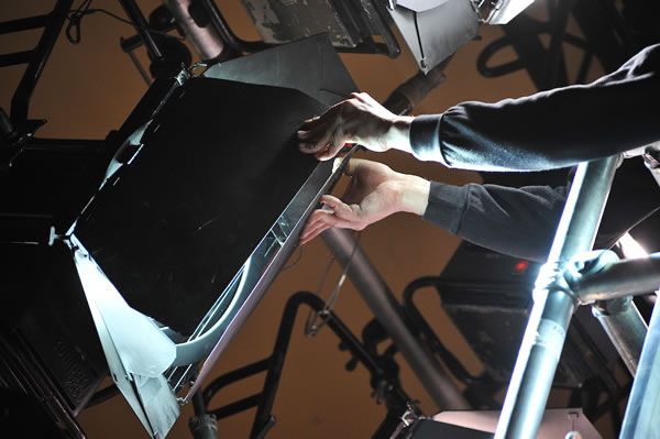 Visuel Instants choisis 2009 - Les hommes et les femmes derrière la technique